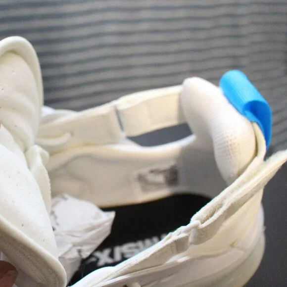 Nike Air VaporMax D/MS/X in Summit White - Picture 10 of 15